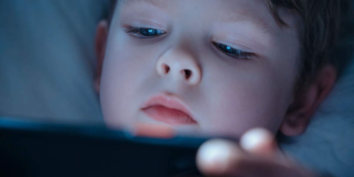 KidsΓÇÖ Screen Addiction Sends Parents Searching for Digital Detox
